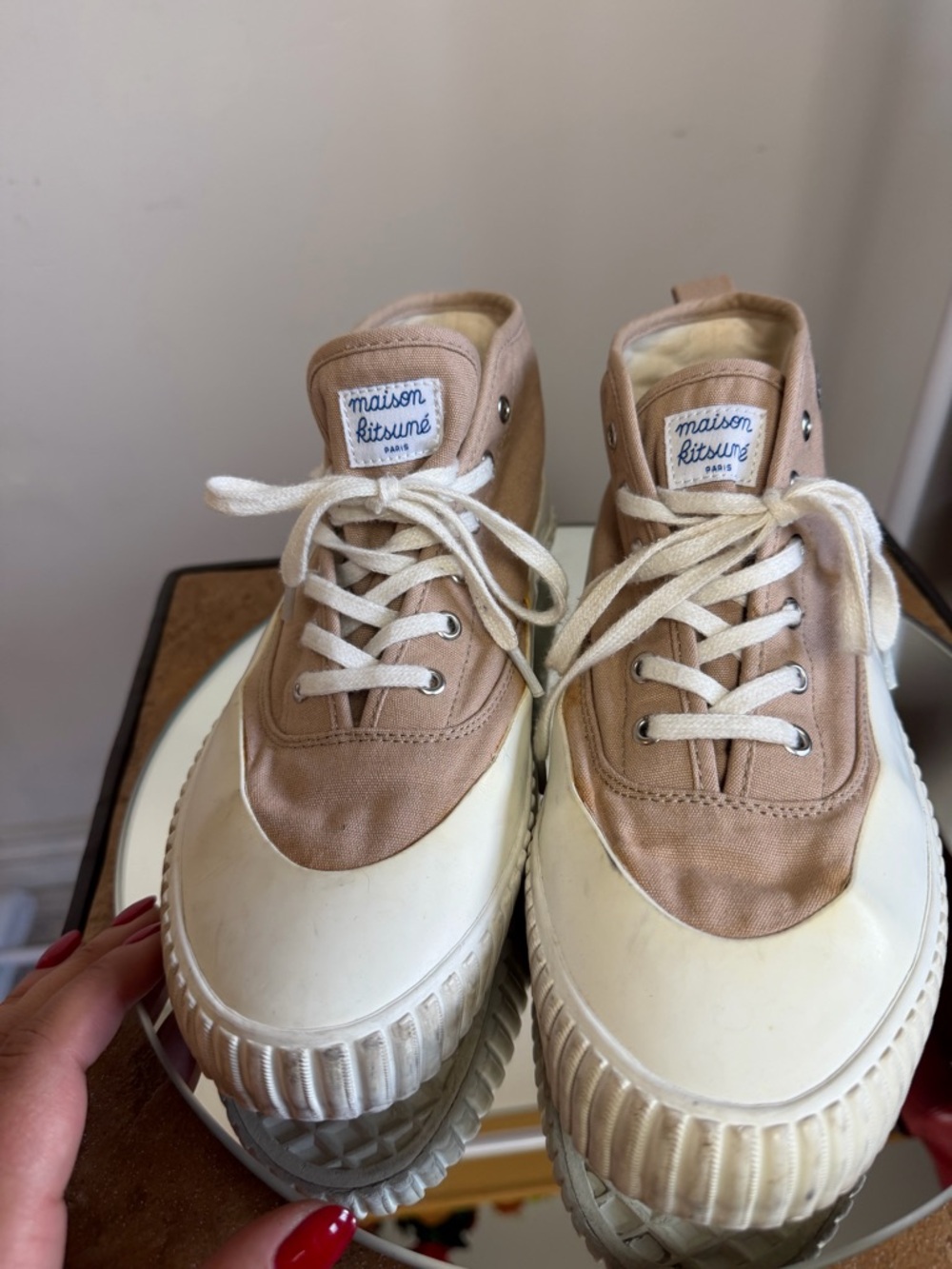 MAISON KITSUNÉ Beige High-Top Sneakers with Colorful Fox Patch - Picture 3 of 11